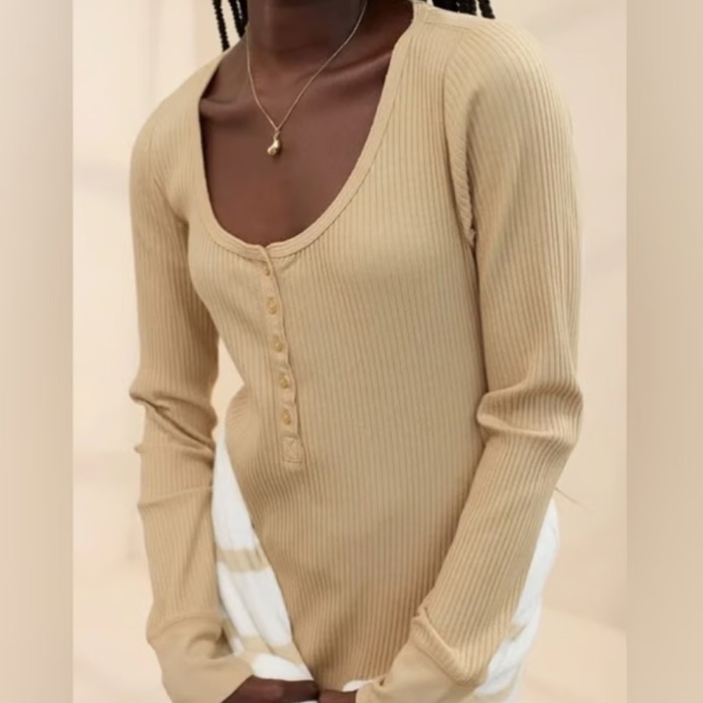 NWT Aerie HENLEY Top